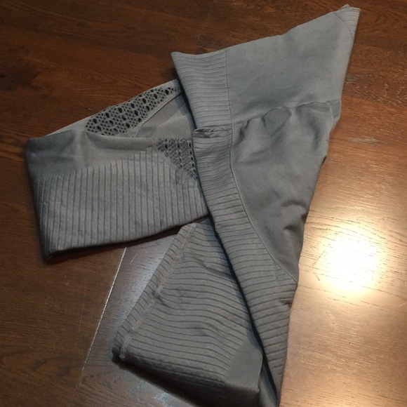 Gymshark Like Pants - Picture 3 of 4